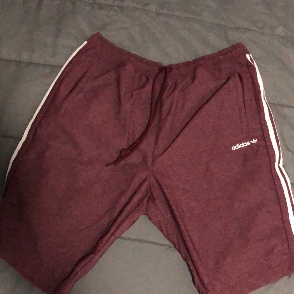 Burgundy adidas mens 2x shorts - Picture 2 of 6
